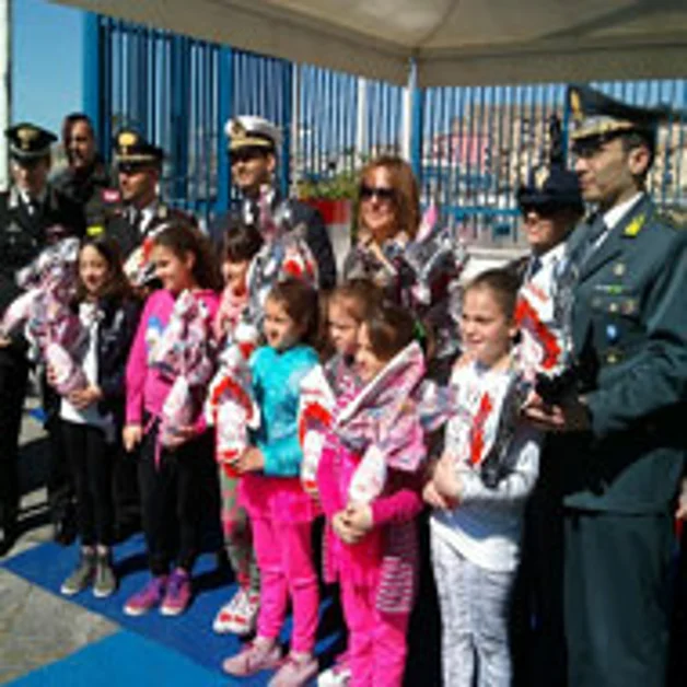 "BambinPasqua 2014" le forze dell´ordine al fianco dei bambini