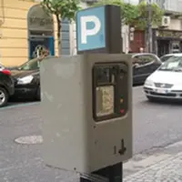 Tornano in funzione i parcometri e la sosta a pagamento nelle strisce blu