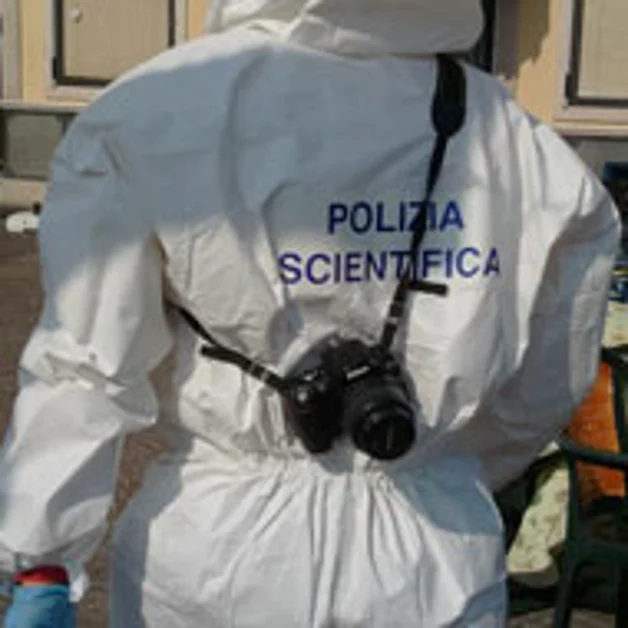 Agguato in via Roma a Torre Annunziata, un morto