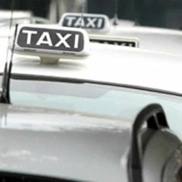 Taxi, il nuovo piano per la mobilità extraurbana