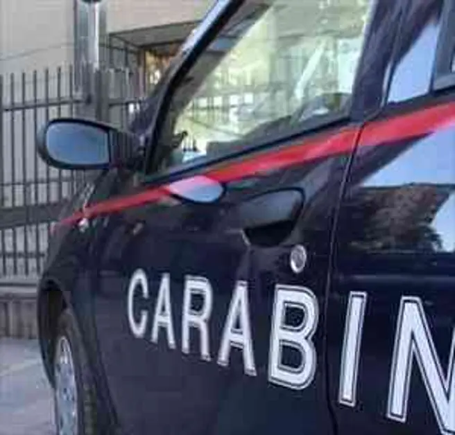Via Gino Alfani, due arresti per spaccio di marijuana nella "curva"
