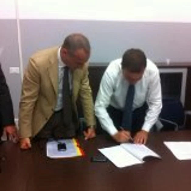 Siglato l´accordo commerciale tra Torre e l´Associazione Italiana dei Balcani