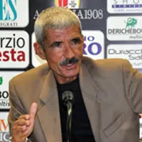 Savoia in trasferta ad Aversa, con Bucaro in panchina e con i nervi tesi