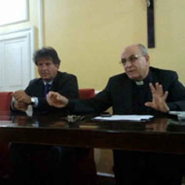 "Inchino" della Madonna, Mons. Russo: «Sbaglio dei pescatori. Ma in buona fede»