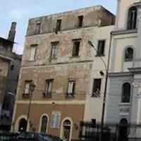Sgombero di Palazzo Fienga: famiglie trasferite dall´albergo all´ex Orfanotrofio