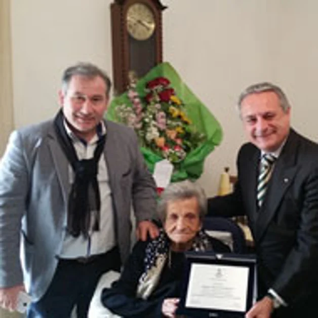 Torre del Greco. I cento anni della signora Angela Occhiuzzo