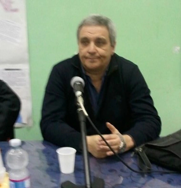 Lo scrittore Maurizio De Giovanni al "Pitagora-Croce": l´importanza dei libri