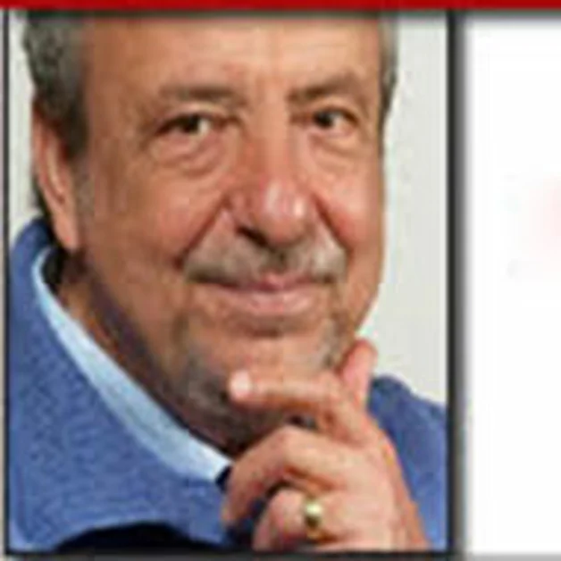 Teatro al Politeama, sabato "Miseria e Nobilità" con Benedetto Casillo