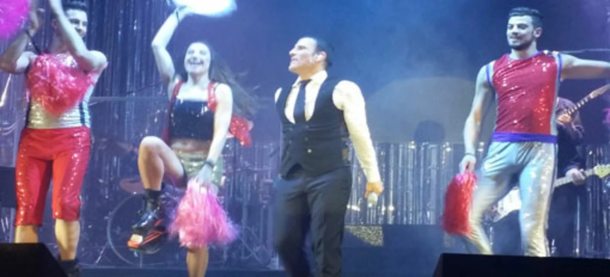 Straordinaro successo per Sal Da Vinci al Politeama di Torre Annunziata