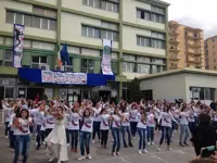 "Non siamo così diversi, io e te". Manifestazione contro il femminicidio e la violenza