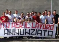 Sit in del Movimento per il Lavoro davanti al Tribunale