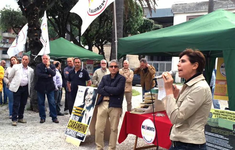 Pompei - Elezioni regionali, incontro con la candidata La Mura del M5S