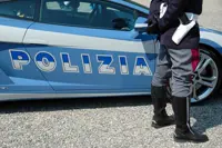 Caserta - Scoperto furgone con materiale  rubato, denunciato 46enne