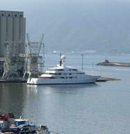 Il panfilo di una first lady nel porto torrese