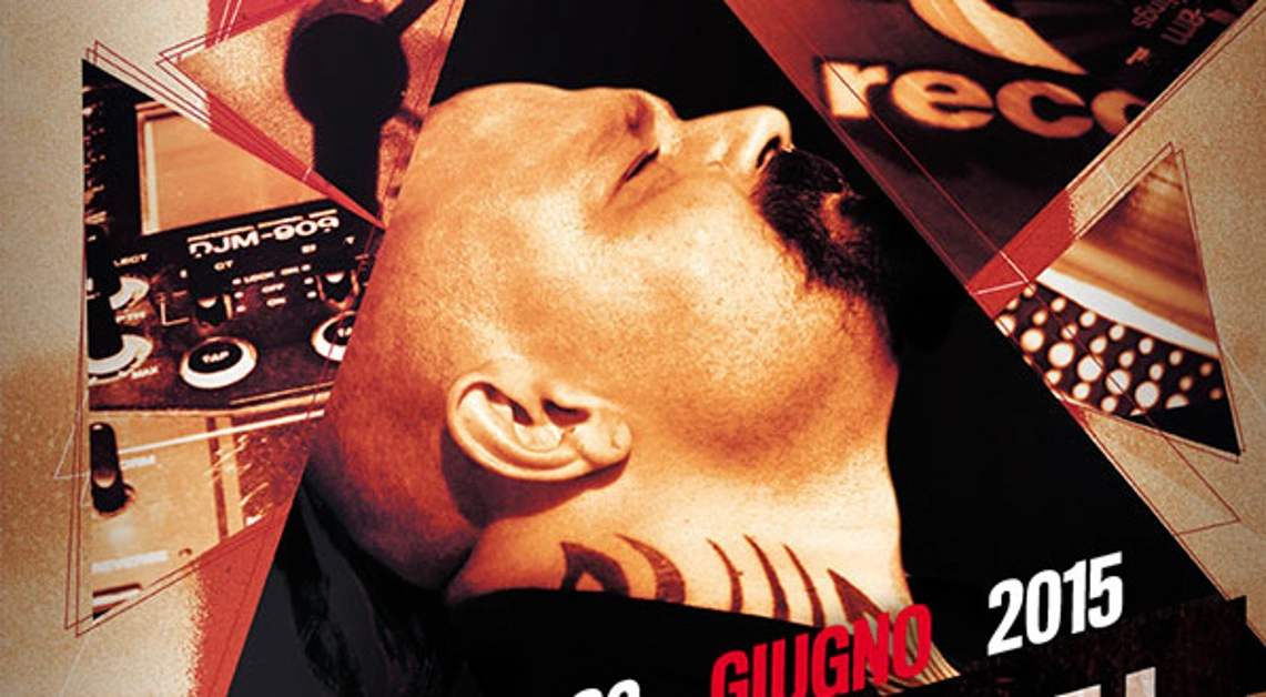 Pompei - Al PompeiLab, dj set di 'O Zulu', frontman dei 99 Posse