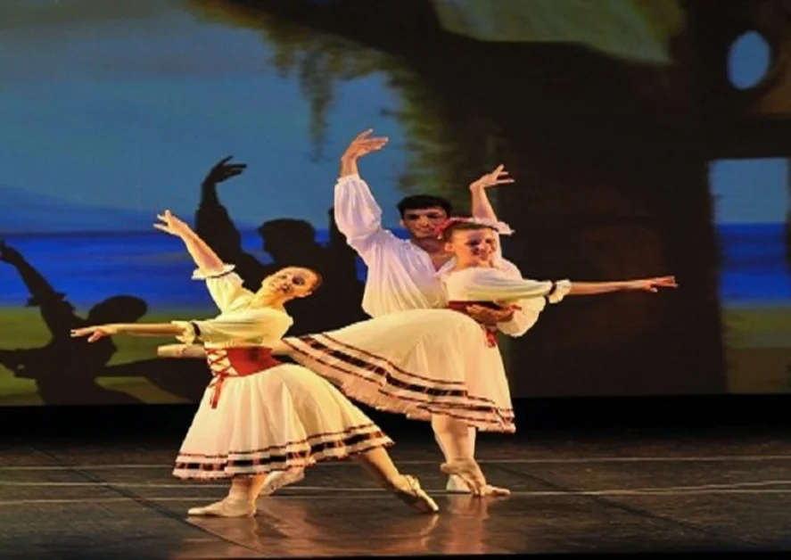 Trecase - Tutto esaurito per lo spettacolo del Ballet Studio