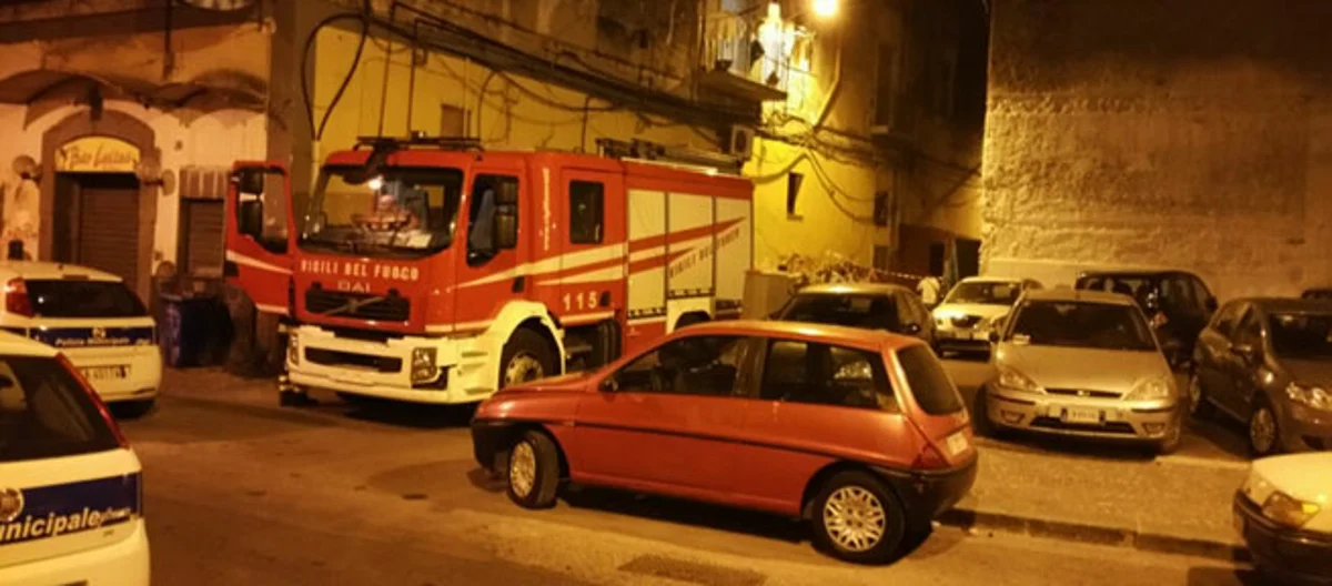 Ennesimo crollo nel Quartiere Carceri di Torre Annunziata