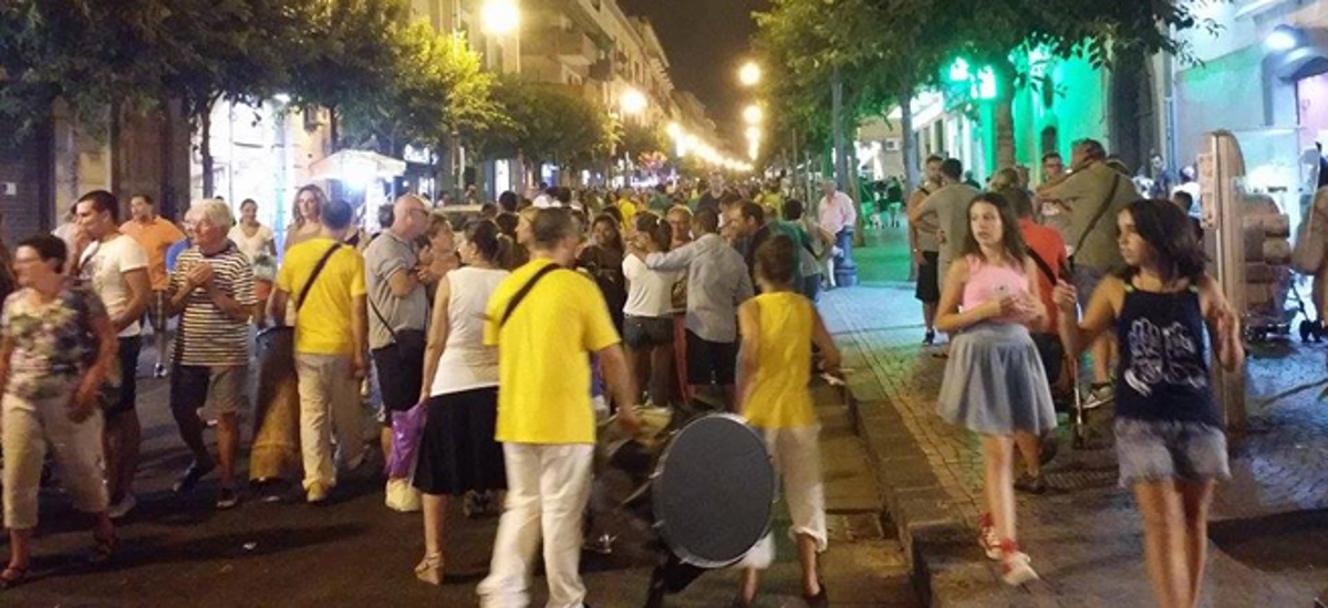 Torre Annunziata, l'isola pedonale su corso Umberto I ripopola la città