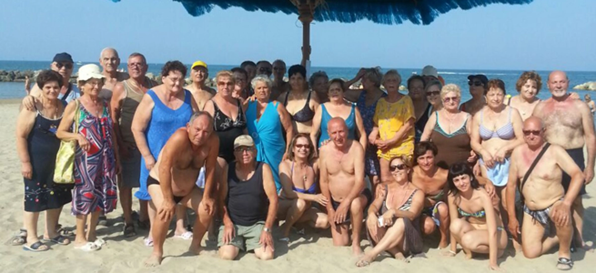 Brusciano e San Vitaliano portano al mare gli anziani