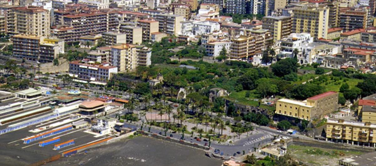 Movida a Torre Annunziata, SEL: «Presidio permanente delle forze dell'ordine»