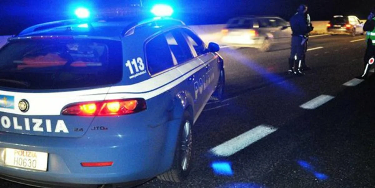 Torre del Greco - Sparatoria al centro storico, muore 19enne