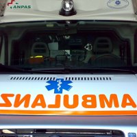 Napoli - Uomo ferito a coltellate nei pressi di piazza Dante