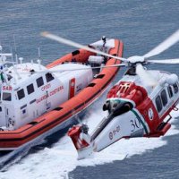 Capri (NA) - Motoscafo prende fuoco ed affonda in mare