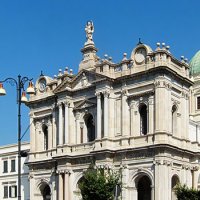 Pompei - Disavventura per un gruppo di visitatori, bloccati nel campanile del Santuario