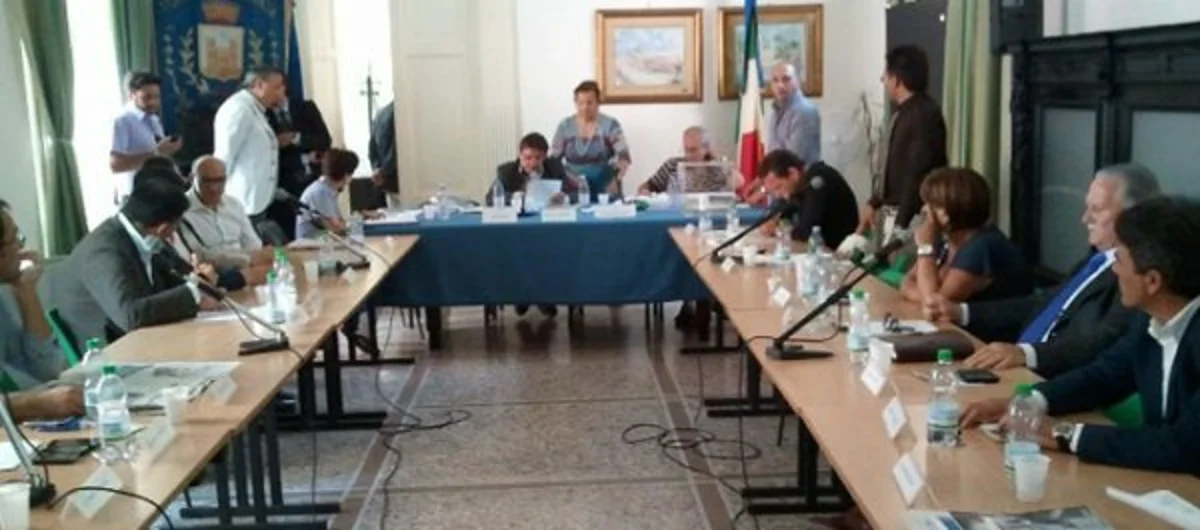  Torre Annunziata - Consiglio comunale, Orgoglio e Dignità torna  da... sola