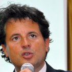 Torre Annunziata - Nuovo anno scolastico, l'augurio del sindaco Giosuè Starita