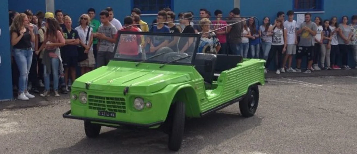 Torre Annunziata - La Mehari verde di Giancarlo Siani è giunta al Liceo Pitagora-Croce