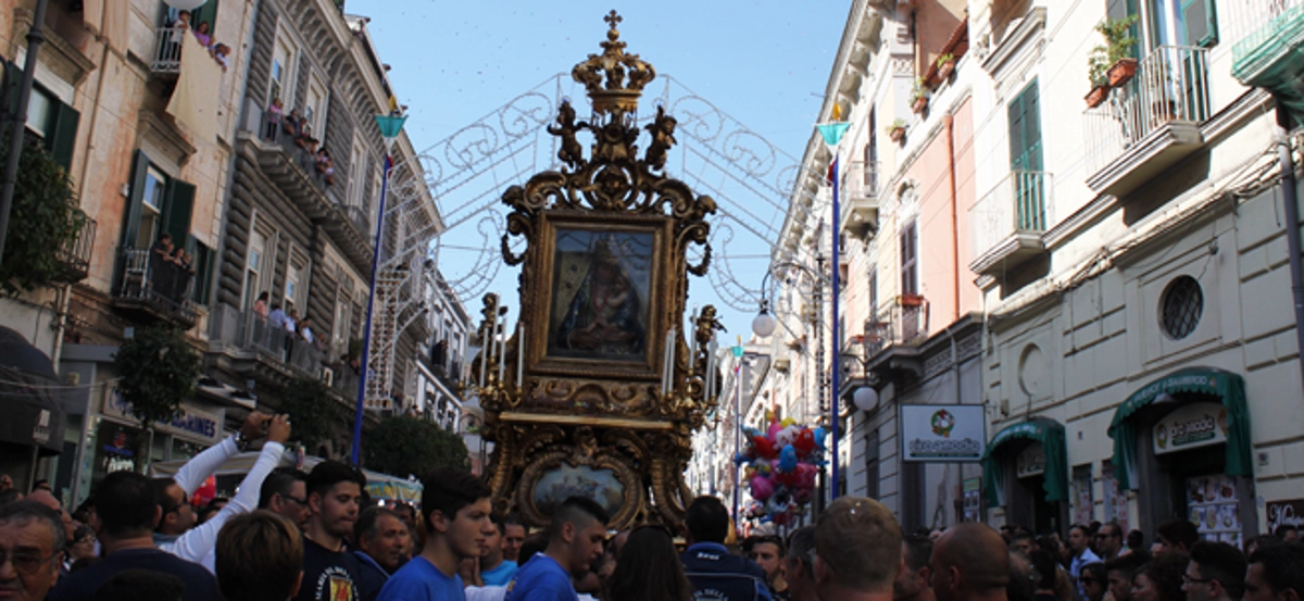 22 ottobre 1822, la Madonna della Neve così salvò Torre Annunziata dalla lava e dalla distruzione