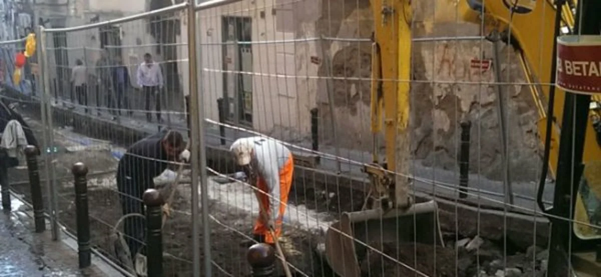 Torre del Greco - Conduttura idrica, lavori di allaccio in via Piscopia