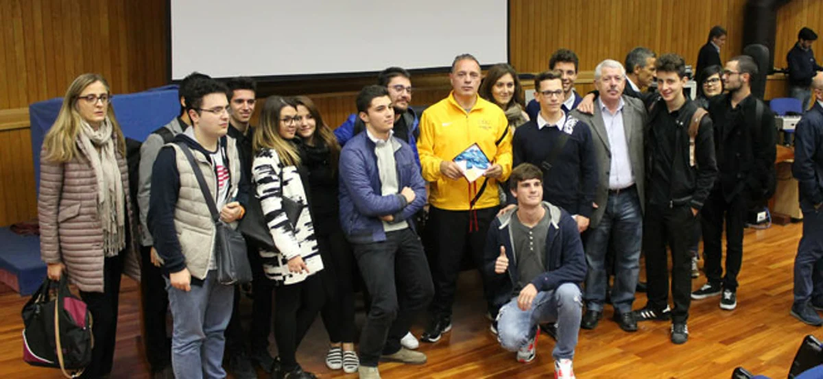 Torre Annunziata - Legalità, gli studenti del Pitagora-Croce al progetto "Fatti frubo, ma furbo veramente..."