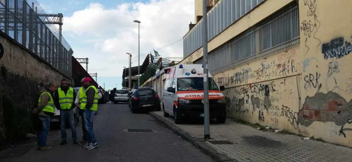 Torre Annunziata - Esplosivo C4 trovato nei pressi dell'Istituto Cesaro-Vesevus, scuola evacuata