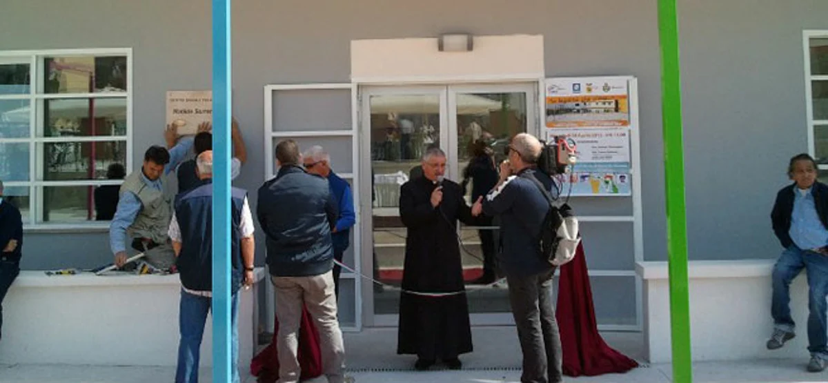 Torre Annunziata - Pacchi alimentari, seconda fase della distribuzione