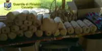 Caserta - La GdF sequestra oltre 2,5 tonnellate di botti illegali e pericolosi