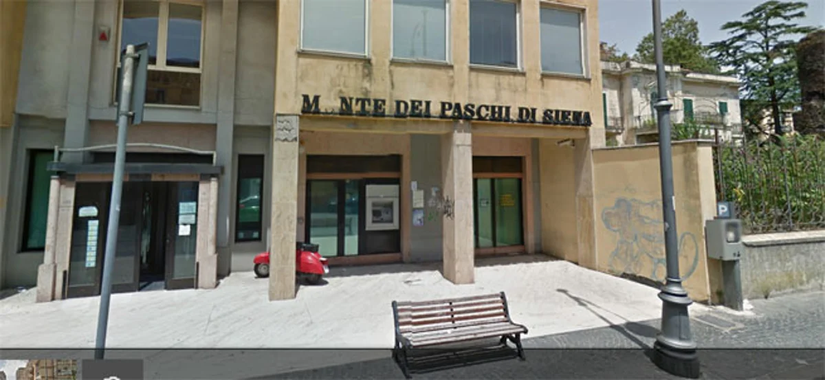 Torre Annunziata - Nuovo furto con scasso al bancomat del Monte Paschi