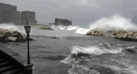 Napoli - Vento forte, stop agli aliscafi per le isole