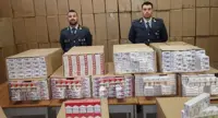 Napoli - Maxi sequestro di sigarette di contrabbando, otto arresti