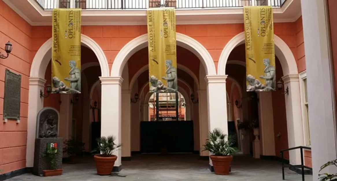 Torre Annunziata - Scavi di Oplonti presi d'assalto dai turisti, record di visitatori alla Mostra