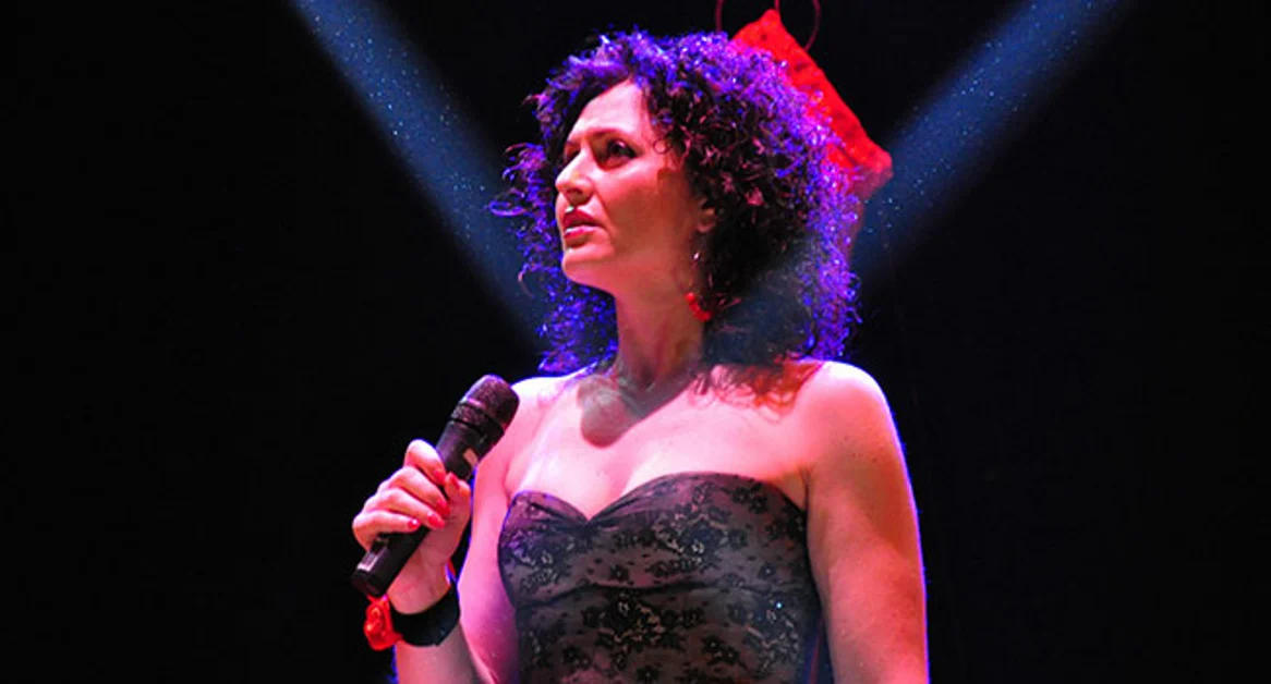 Fiorenza Calogero, la cantante-attrice con la napoletanità del cuore