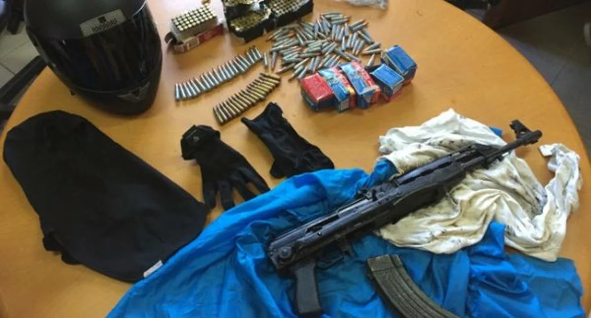 Ercolano - In casa aveva un kalashnikov con 117 munizioni, arrestato 31enne