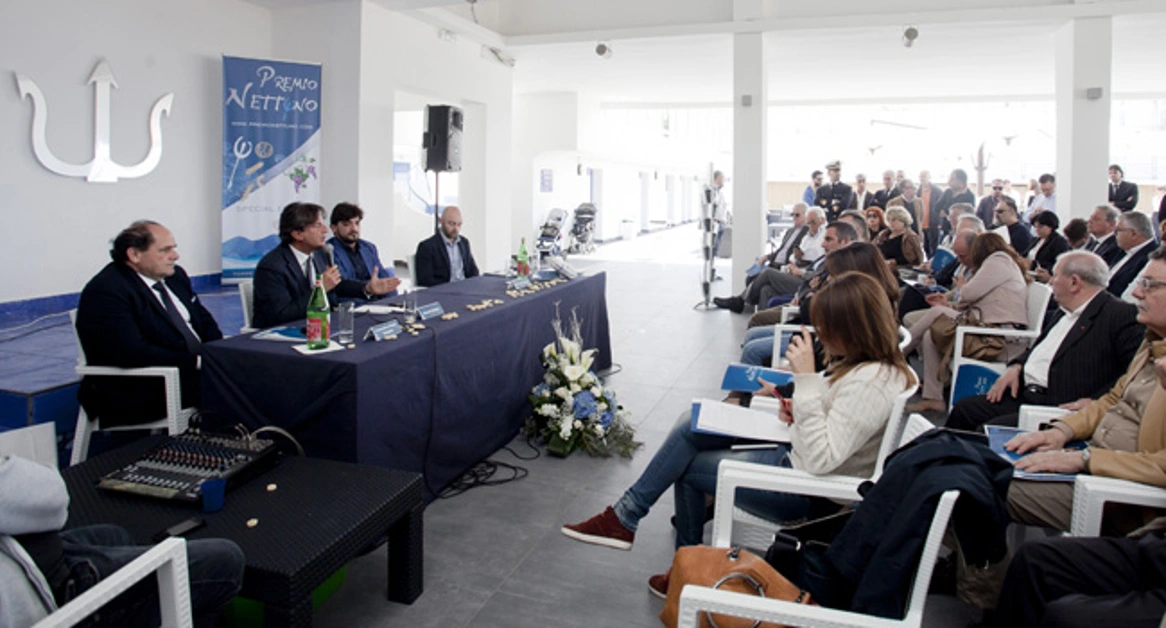 Torre Annunziata - Il "Premio Nettuno" taglia il nastro di partenza