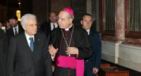Pompei - Mattarella in preghiera al Santuario della Beata Vergine del Rosario