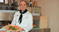 Ercolano - Scuderie di Villa Favorita, torna la pizza di Gennaro Salvo