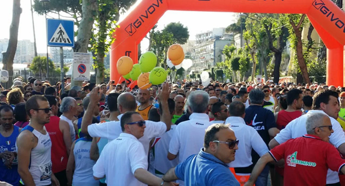 Torre Annunziata - "Pasta Run 2016", un tripudio lungo 10 km. Straordinaria festa dello sport
