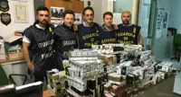 Mondragone (CE) - Sequestrati 60 kg di sigarette di contrabbando, arrestato ucraino