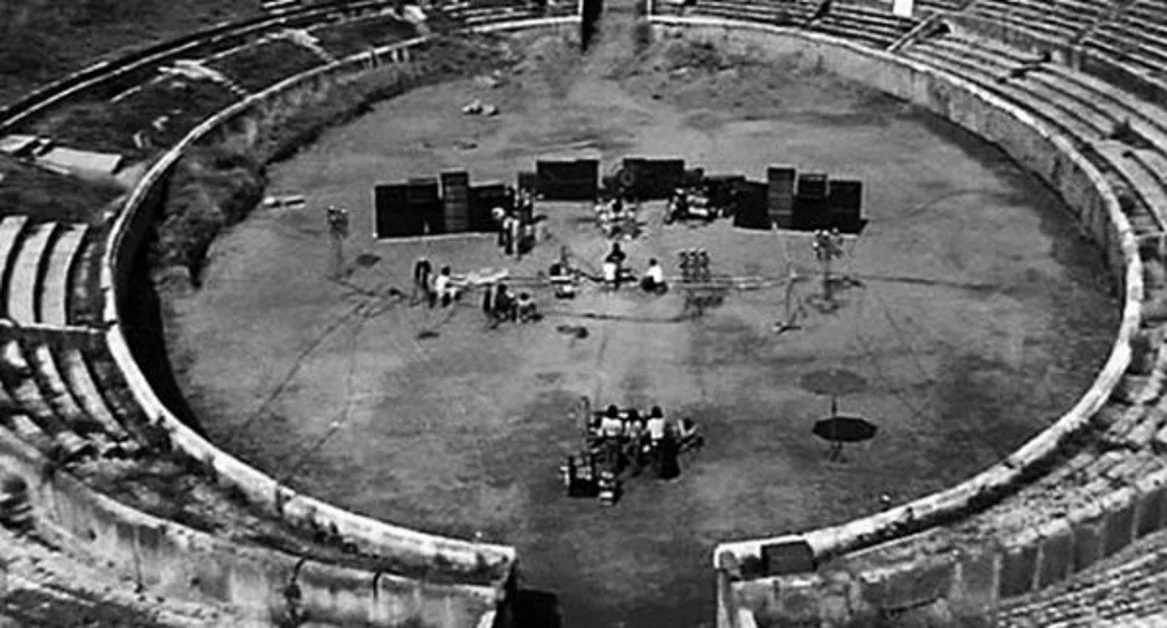 Festa della Musica con la mostra fotografica sul concerto-evento dei Pink Floyd agli Scavi di Pompei