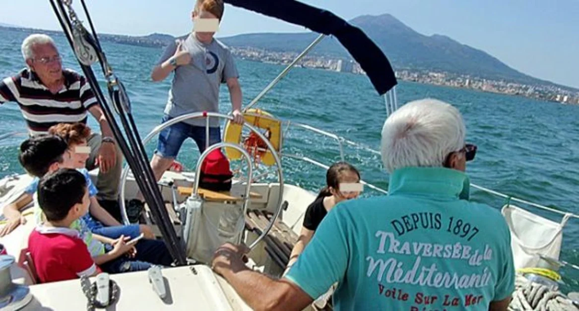 Torre Annunziata - Minori a rischio a scuola di vela. L'iniziativa delle Arciconfraternite